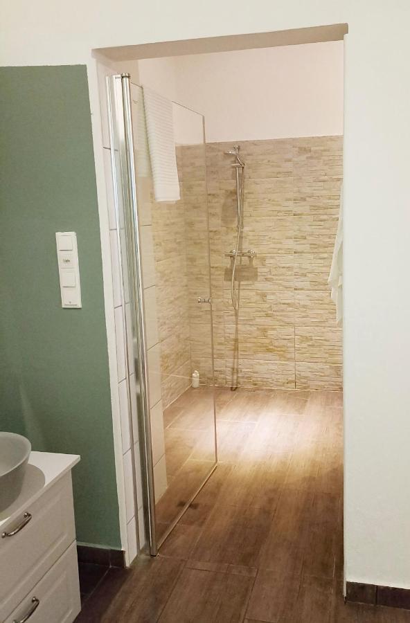3 Bedrooms With Ensuite Bathrooms Wien Exteriör bild